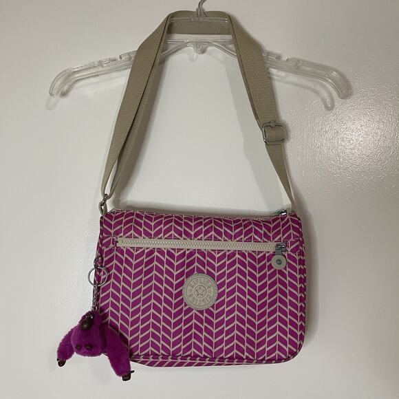 Kipling Purple fuchsia Callie crossbody chevron stripes zip bag with keychain - Picture 1 of 8